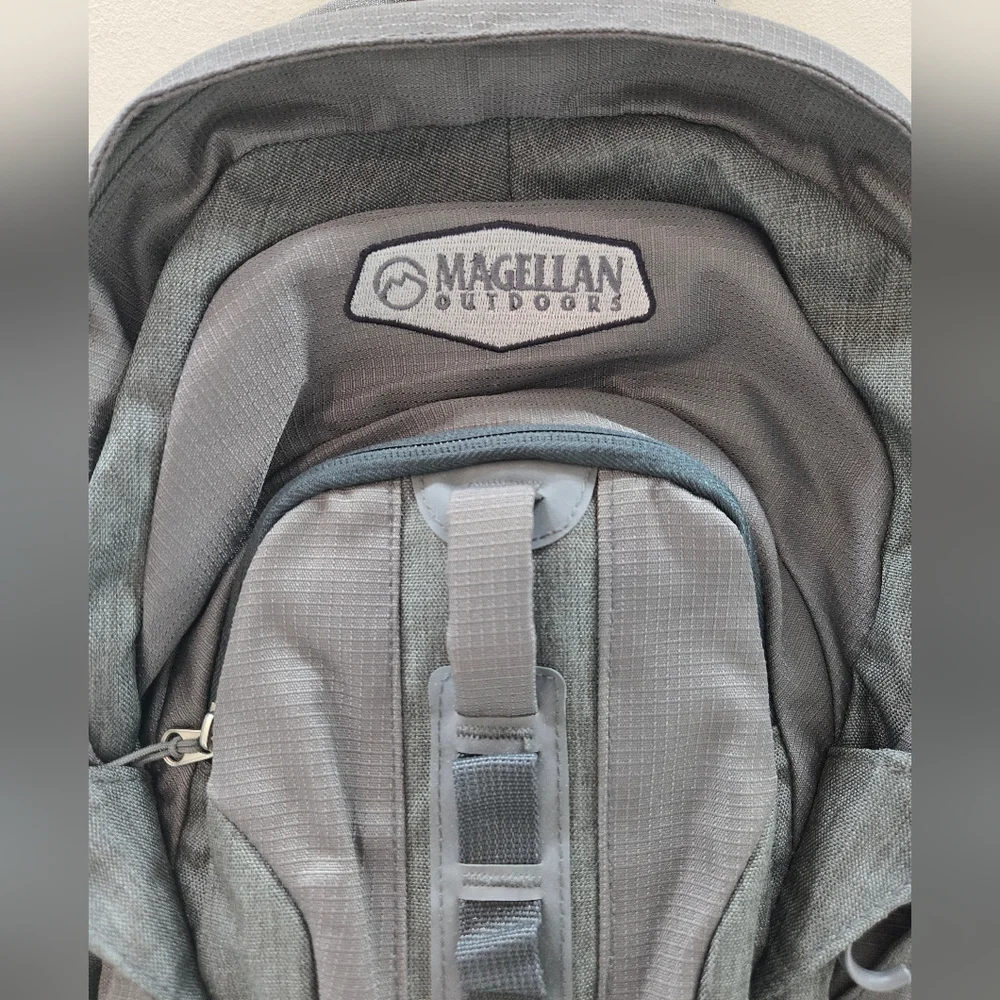 Magellan Ponderosa 30L Outdoors Hiking Backpack Excellent Condition